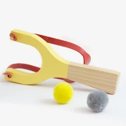 Handgefertigte Holzschleuder
