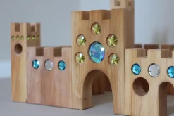 Kleines Märchenschloss mit Funkelsteinen | 10 Teile