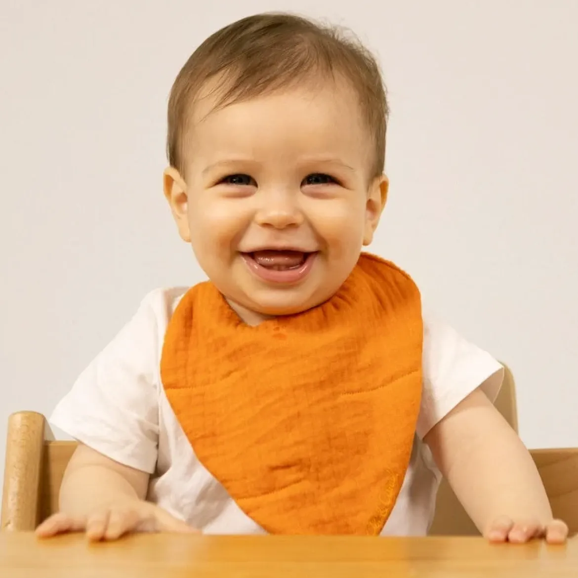 Lätzchen aus Bio-Baumwolle | Cathy the Carrot