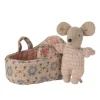 Maileg | Babymaus in Tragetasche (Rose)