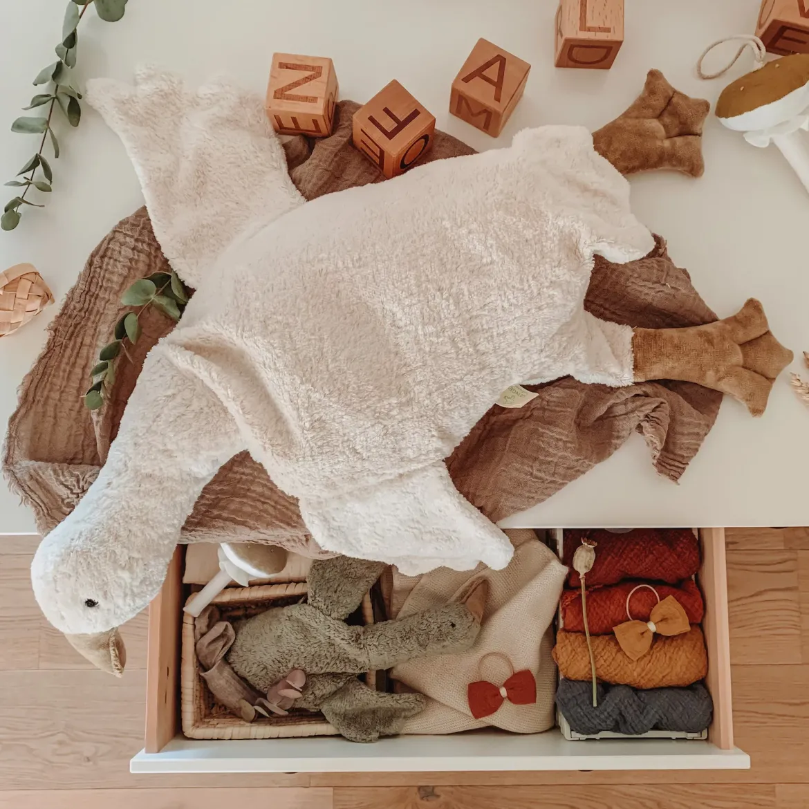 XL Kuscheltier & Wärmekissen | Große Gans weiß